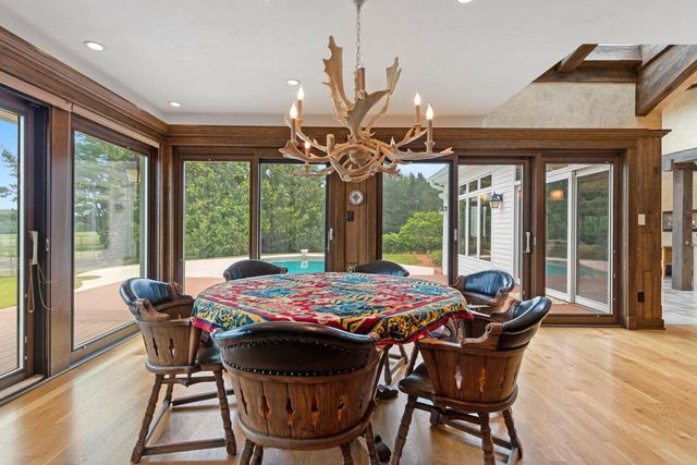 5620 GALUSKA ROAD, Abrams, WI 54101