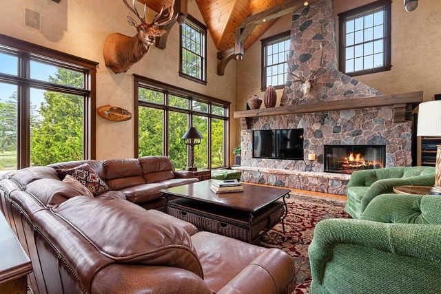 5620 GALUSKA ROAD, Abrams, WI 54101