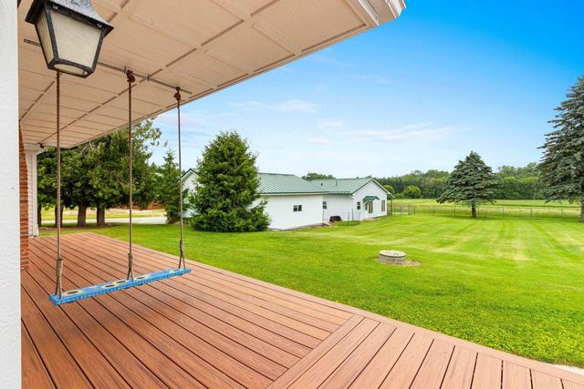 5620 GALUSKA ROAD, Abrams, WI 54101