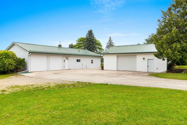 5620 GALUSKA ROAD, Abrams, WI 54101