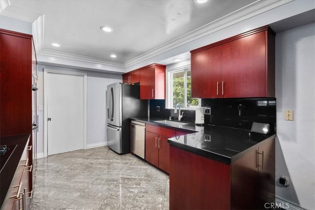 878 W Buffington Street, Upland, CA 91784