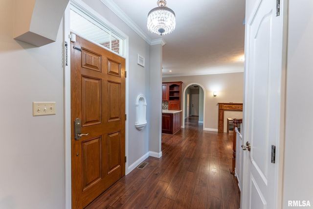 306 Arbor Dr Drive, Carterville, IL 62918