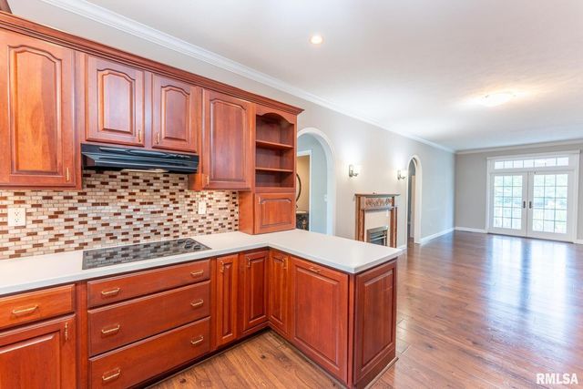 306 Arbor Dr Drive, Carterville, IL 62918