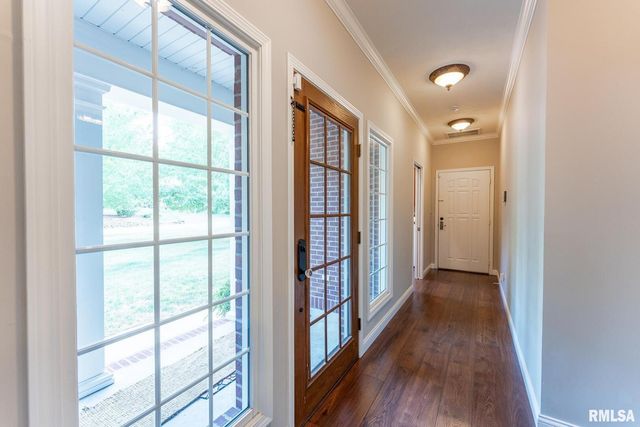 306 Arbor Dr Drive, Carterville, IL 62918