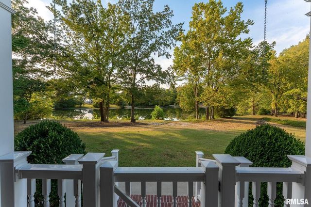 306 Arbor Dr Drive, Carterville, IL 62918