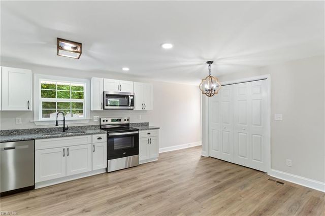 8702 Pocahontas TRL, Williamsburg, VA 23185