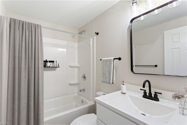 8702 Pocahontas TRL, Williamsburg, VA 23185