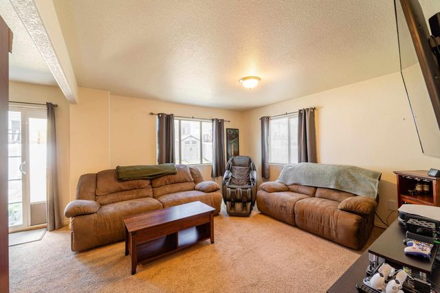 6954 BOOT STRAP CT, Cheyenne, WY 82001