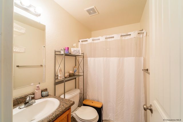 6954 BOOT STRAP CT, Cheyenne, WY 82001