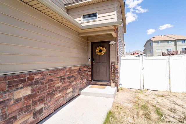6954 BOOT STRAP CT, Cheyenne, WY 82001