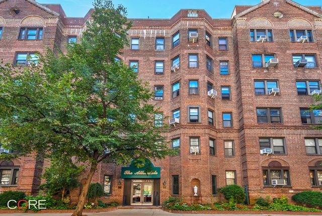 3424 82nd St Apt 4N, New York City, NY 11372
