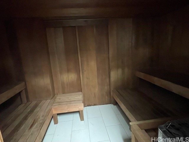 1630 Liholiho Street 1006, Honolulu, HI 96822