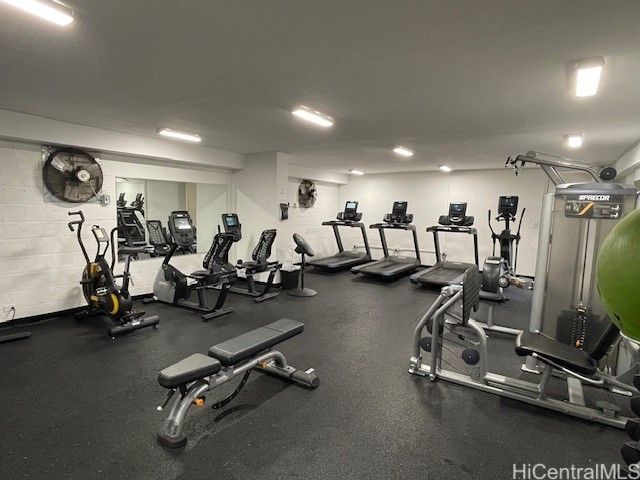 1630 Liholiho Street 1006, Honolulu, HI 96822