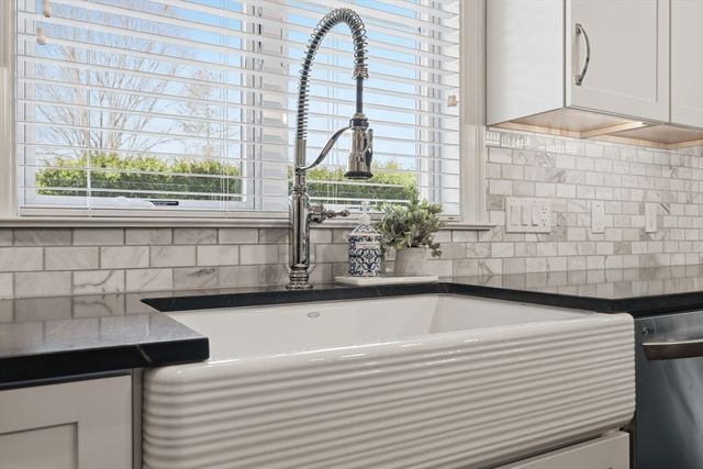 10 White Ave., East Longmeadow, MA 01028