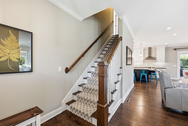 10 White Ave., East Longmeadow, MA 01028