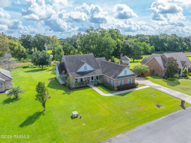 1004 Kern Drive, Breaux Bridge, LA 70517
