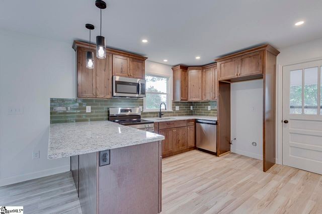 110 Charlton Circle, Easley, SC 29642