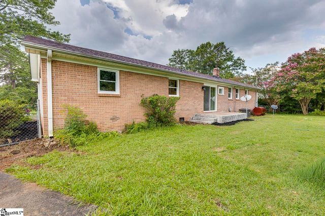 110 Charlton Circle, Easley, SC 29642