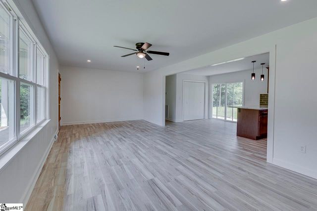 110 Charlton Circle, Easley, SC 29642