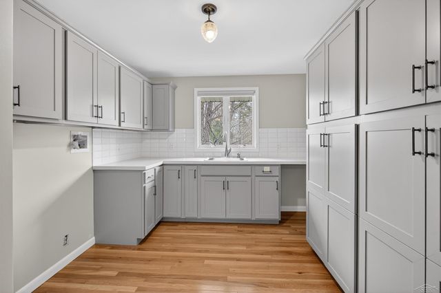 4914 Campau Drive, Midland, MI 48640