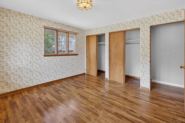 4914 Campau Drive, Midland, MI 48640