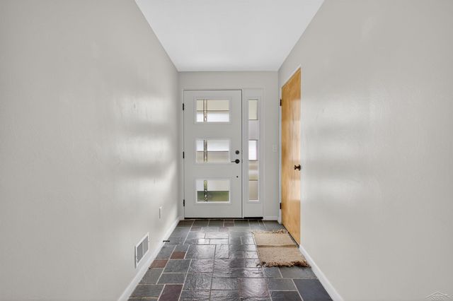 4914 Campau Drive, Midland, MI 48640