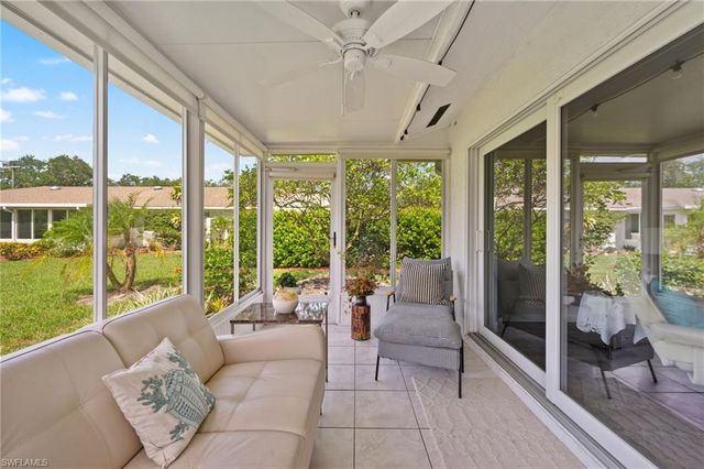 38 Glades BLVD 1, Naples, FL 34112