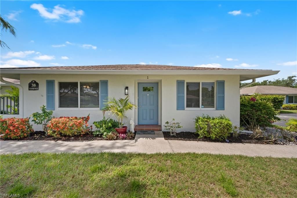 38 Glades BLVD 1, Naples, FL 34112