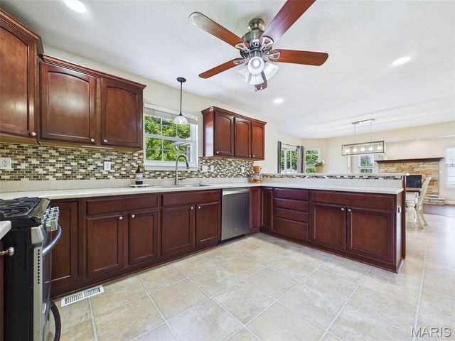 4809 Karen Drive, Granite City, IL 62040