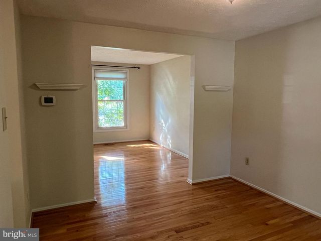 12205 PARKSTREAM TER, Herndon, VA 20170