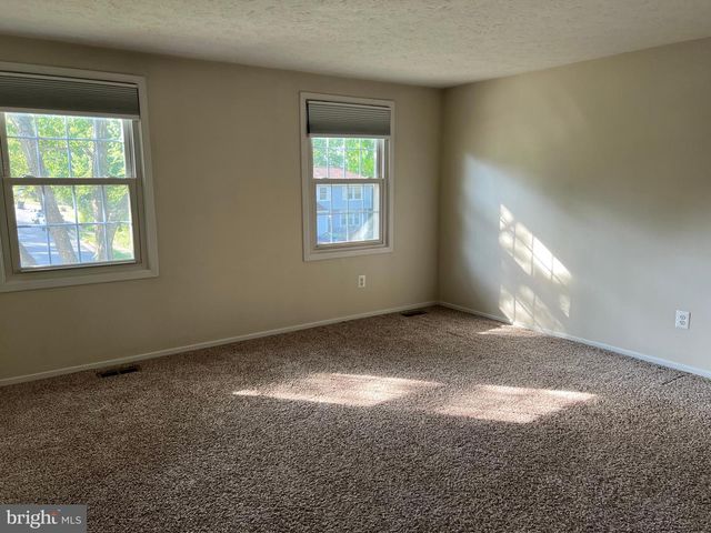 12205 PARKSTREAM TER, Herndon, VA 20170