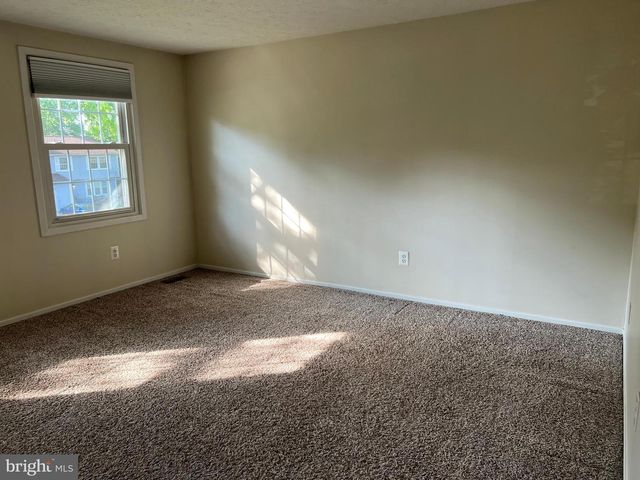 12205 PARKSTREAM TER, Herndon, VA 20170