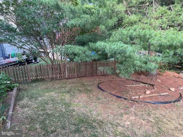 12205 PARKSTREAM TER, Herndon, VA 20170