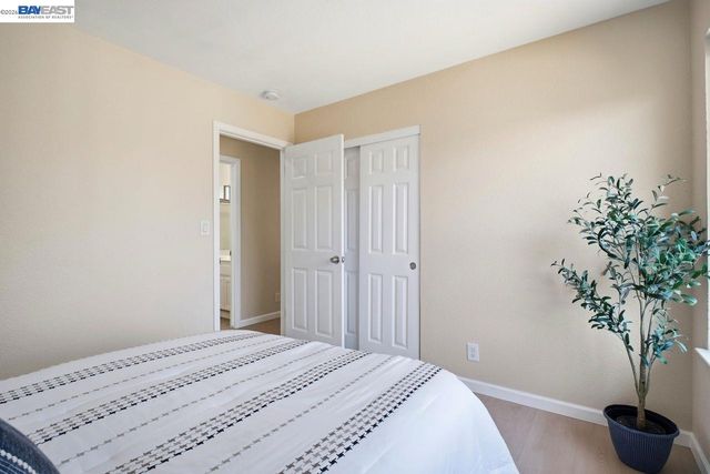 15355 Bittern Ct, San Leandro, CA 94579
