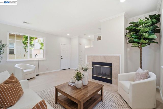15355 Bittern Ct, San Leandro, CA 94579