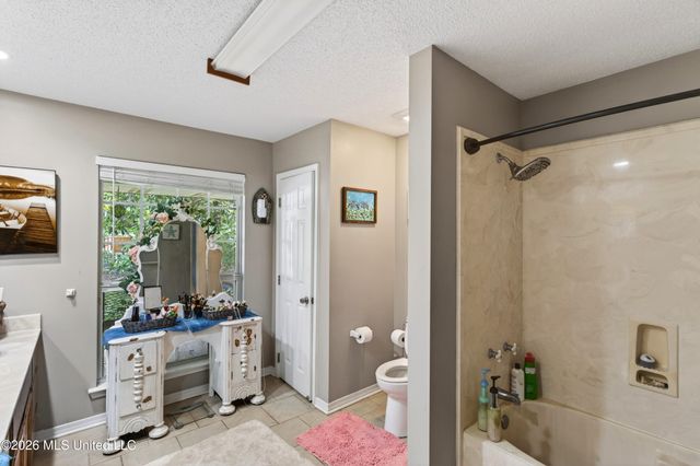 13293 Riverland Drive, Biloxi, MS 39532