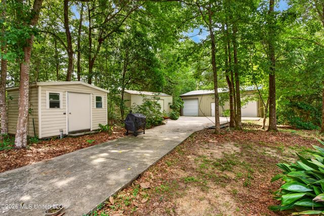 13293 Riverland Drive, Biloxi, MS 39532