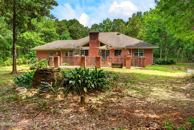 13293 Riverland Drive, Biloxi, MS 39532