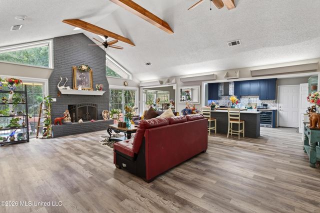 13293 Riverland Drive, Biloxi, MS 39532