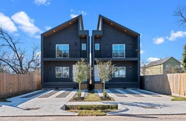 236 E 39th Street A, Houston, TX 77018