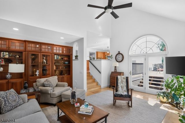155 Seabrook Rd, Delaware Twp., NJ 08530