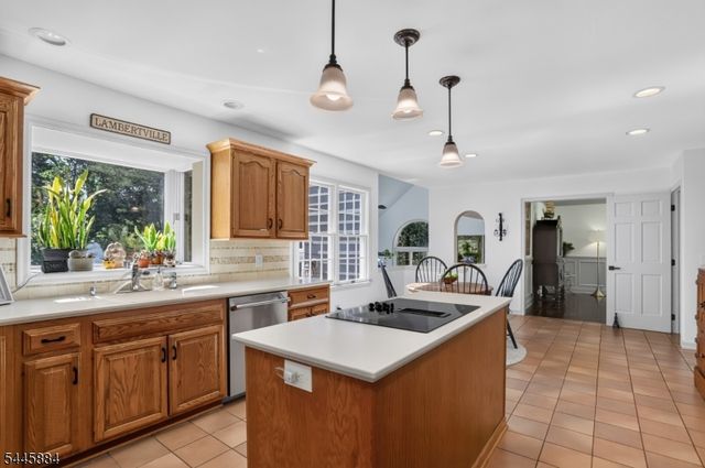155 Seabrook Rd, Delaware Twp., NJ 08530