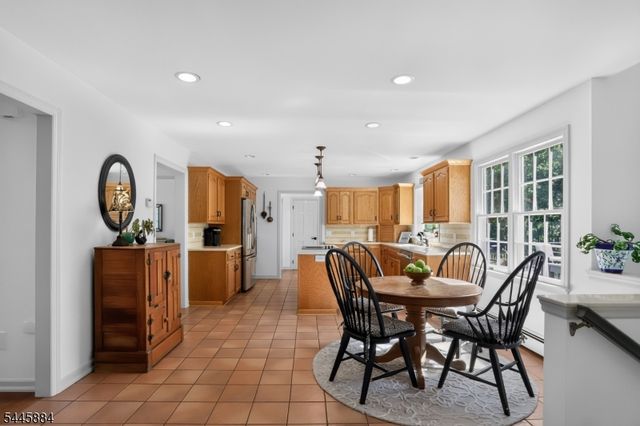 155 Seabrook Rd, Delaware Twp., NJ 08530