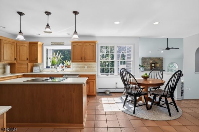 155 Seabrook Rd, Delaware Twp., NJ 08530