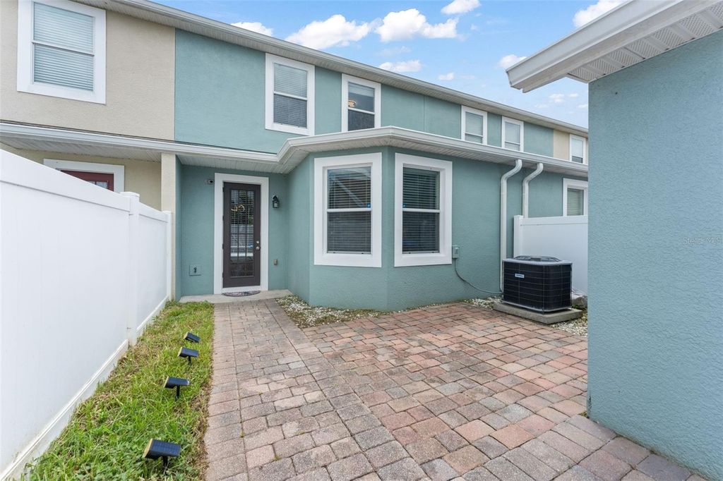Image 31 of property listing at 8481 LEELAND ARCHER BOULEVARD, Orlando, FL 32836