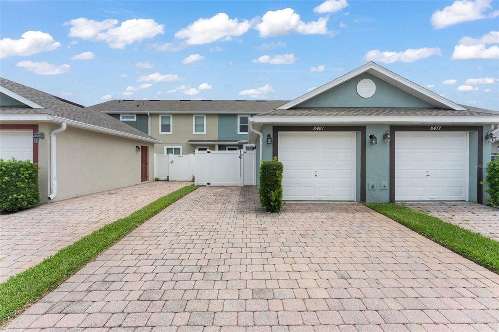 Image 33 of property listing at 8481 LEELAND ARCHER BOULEVARD, Orlando, FL 32836