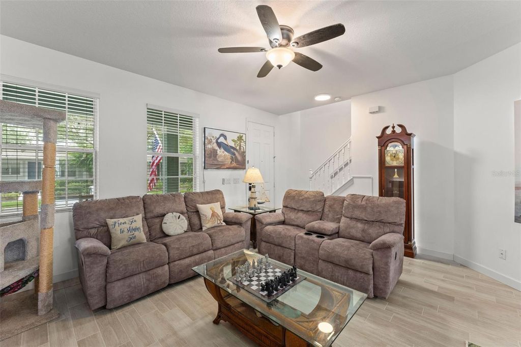 Image 6 of property listing at 8481 LEELAND ARCHER BOULEVARD, Orlando, FL 32836