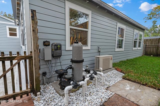 1704 KINGSWOOD Road, Jacksonville, FL 32207