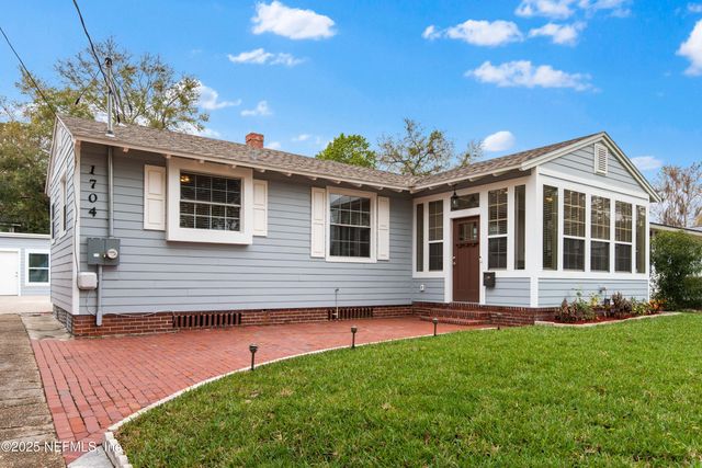 1704 KINGSWOOD Road, Jacksonville, FL 32207