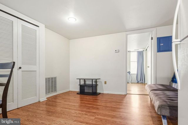 788 S 2ND ST, Philadelphia, PA 19147